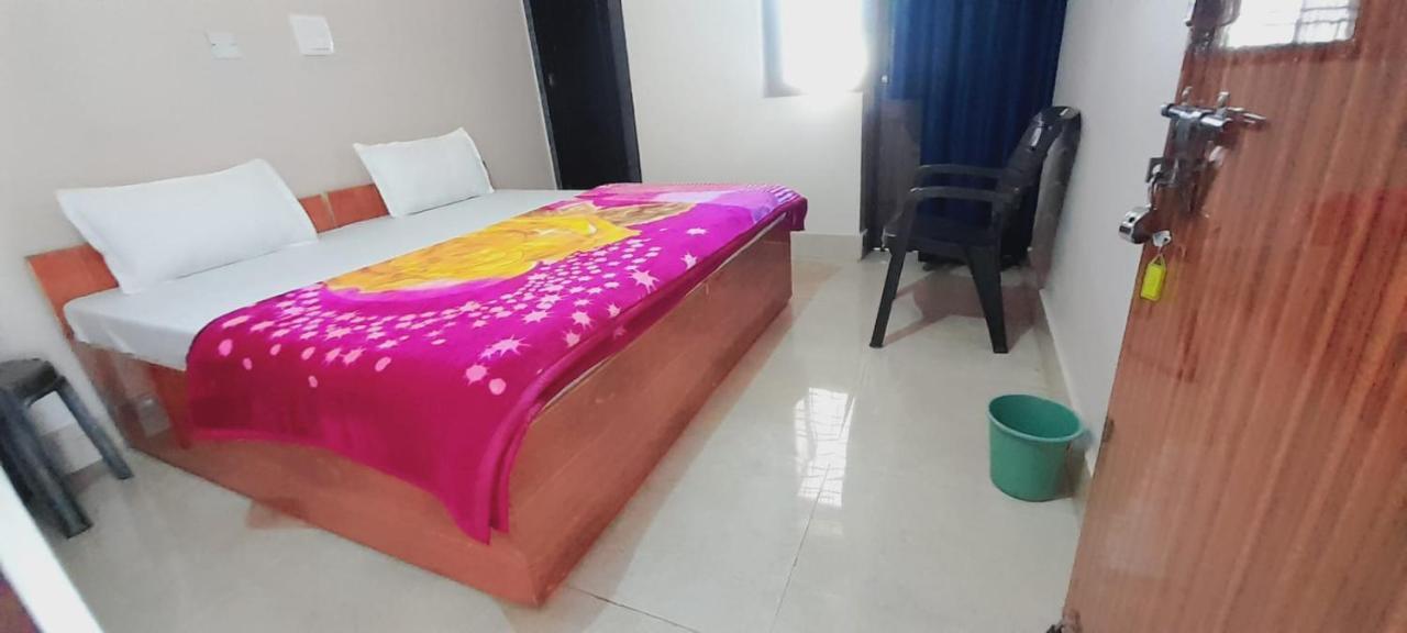 Monika Home Stay Risikés Kültér fotó
